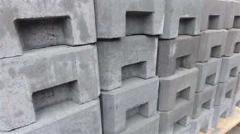 Stopa betonowa ogrodzenia tymczasowego