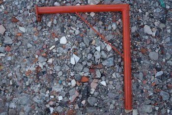 Wysięgnik do rusztowania warszawskiego