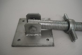 Stopa ramy do rusztowań 50 cm uchylna